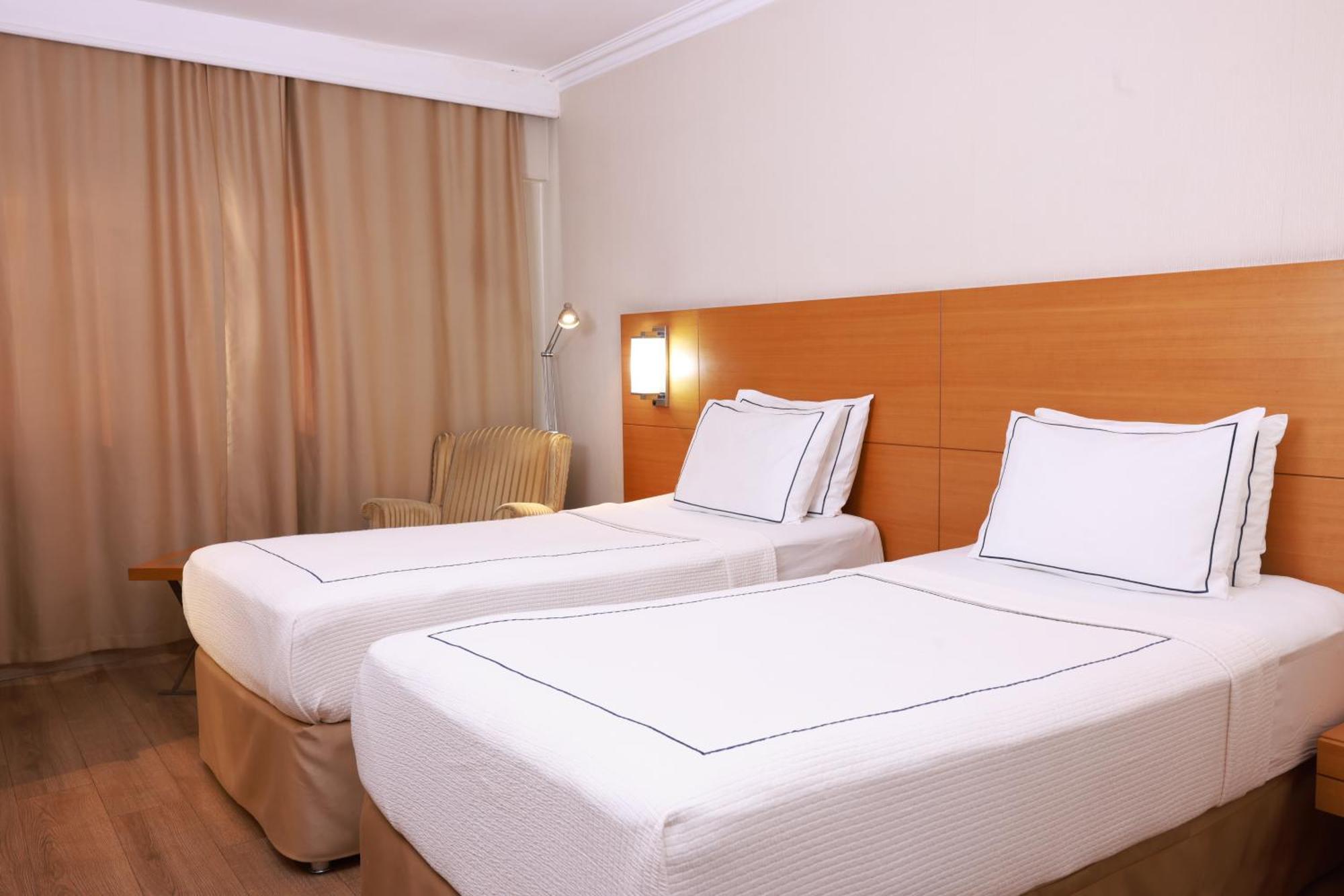 Anemon Kent Ege Otel Bornova ภายนอก รูปภาพ