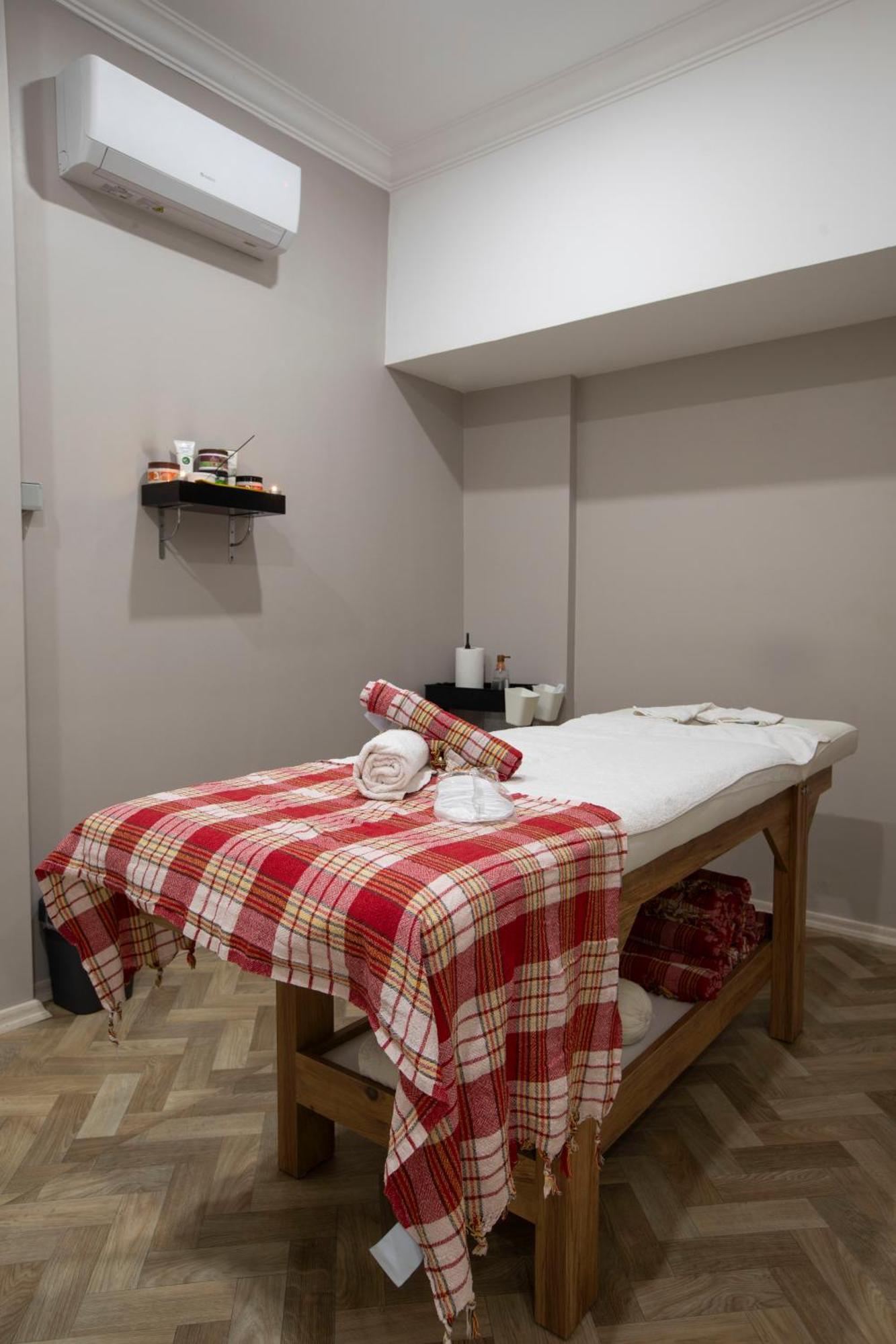 Anemon Kent Ege Otel Bornova ภายนอก รูปภาพ
