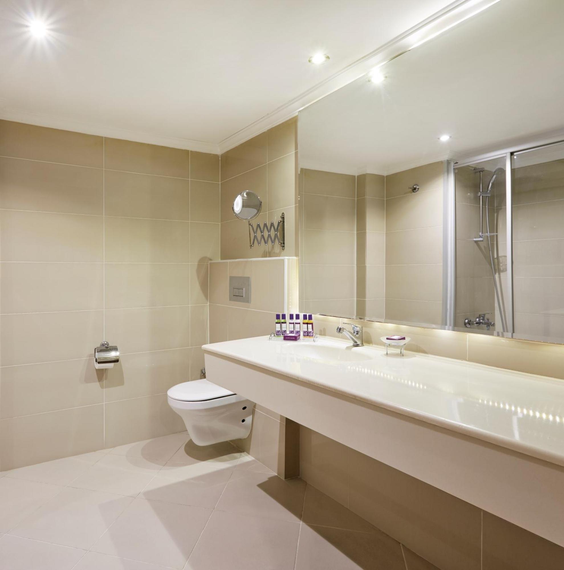 Anemon Kent Ege Otel Bornova ภายนอก รูปภาพ